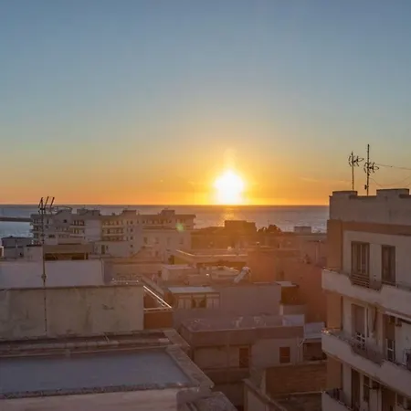 Bilocale Con Terrazza Vista Mare A - Apulia Галлиполи